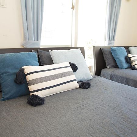 Guesthouse Tt Koza Okinawa Exteriör bild