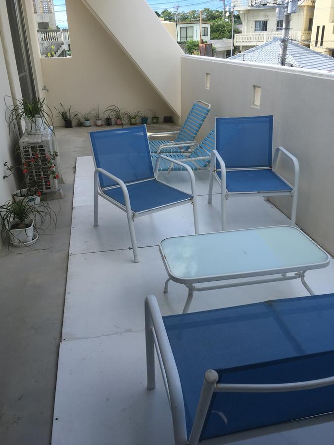 Guesthouse Tt Koza Okinawa Exteriör bild