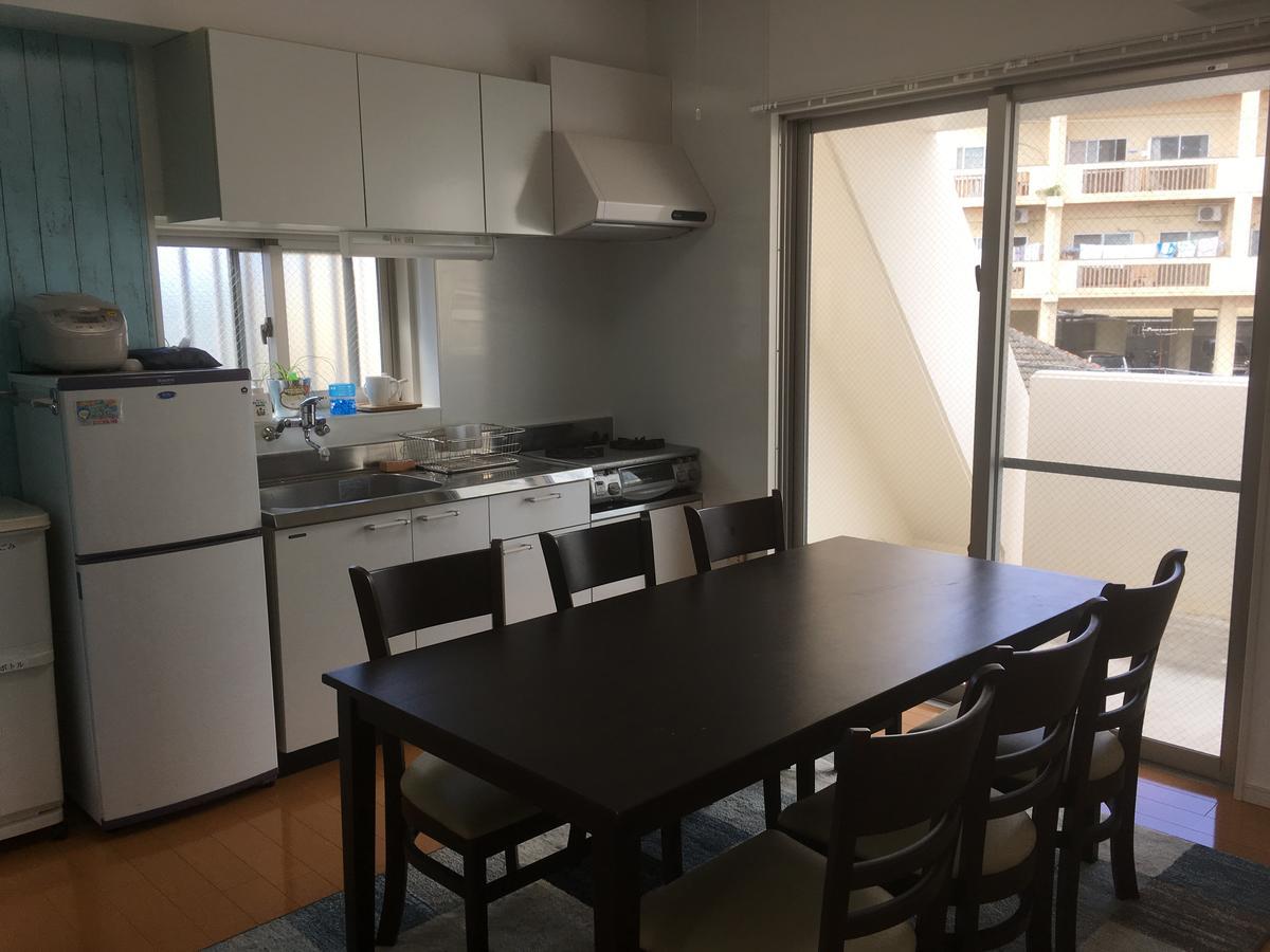 Guesthouse Tt Koza Okinawa Exteriör bild